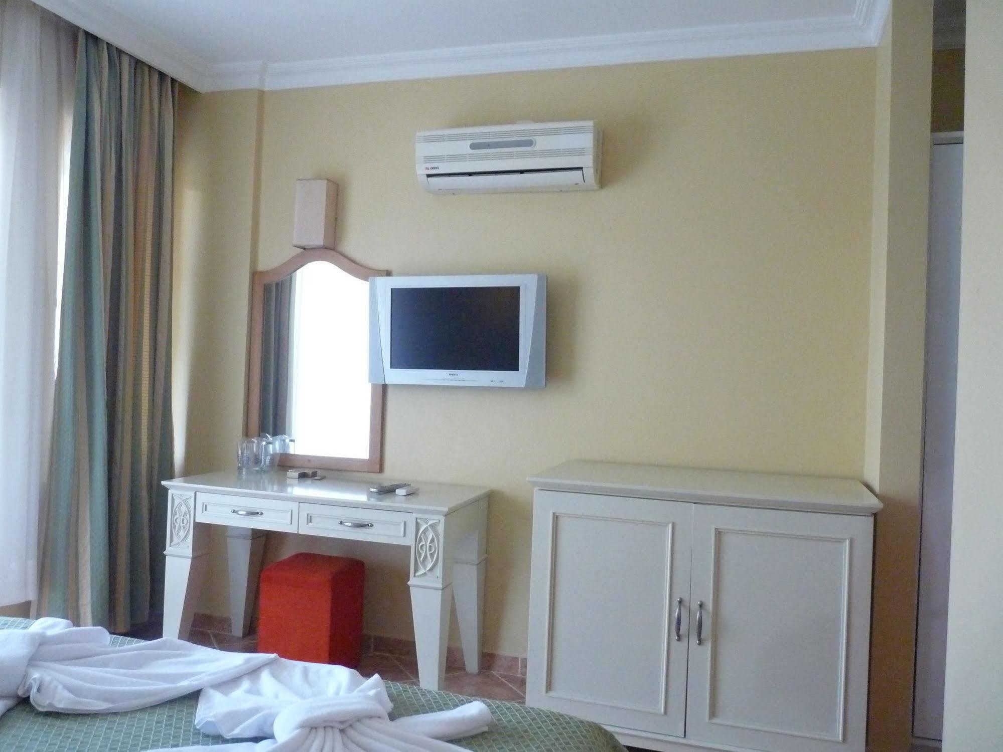 Arinna Park Hotel Antalya Buitenkant foto
