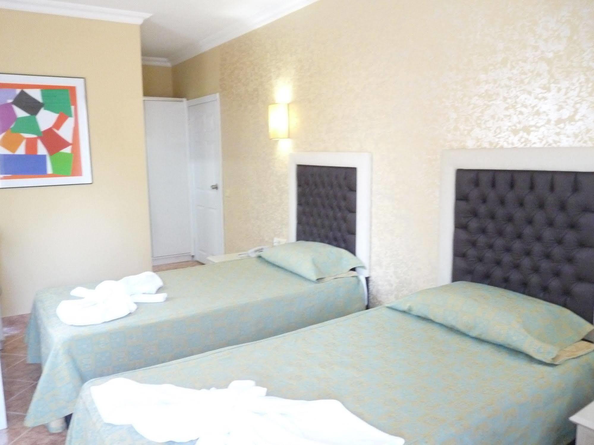 Arinna Park Hotel Antalya Buitenkant foto